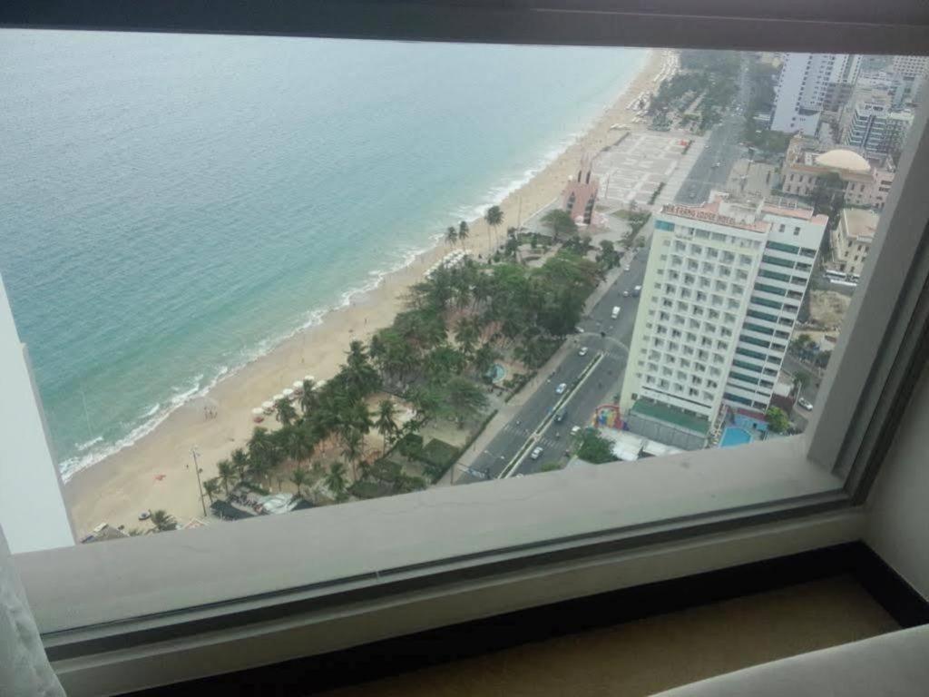 La Mer Hotel Nha Trang Exteriör bild