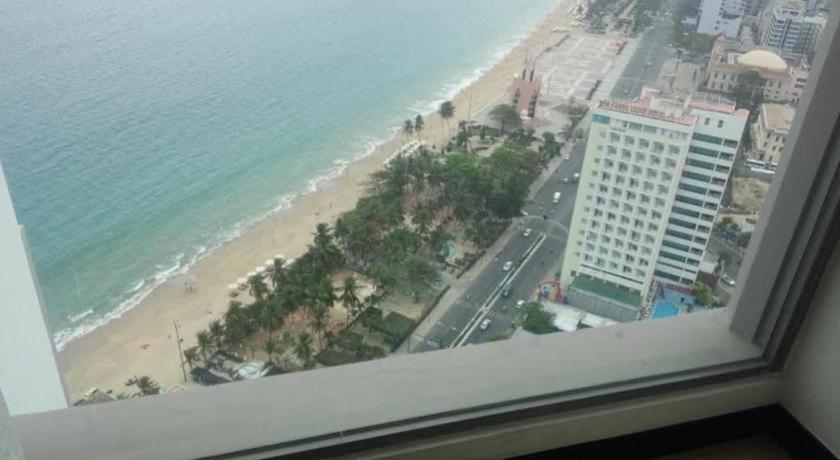 La Mer Hotel Nha Trang Exteriör bild