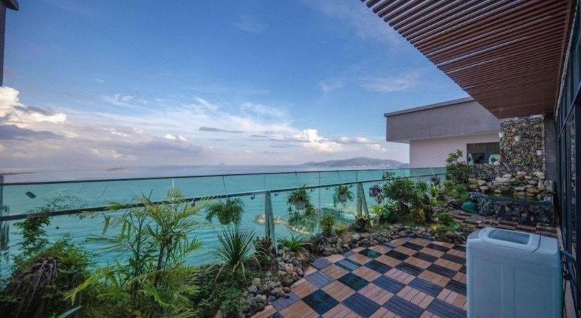 La Mer Hotel Nha Trang Exteriör bild