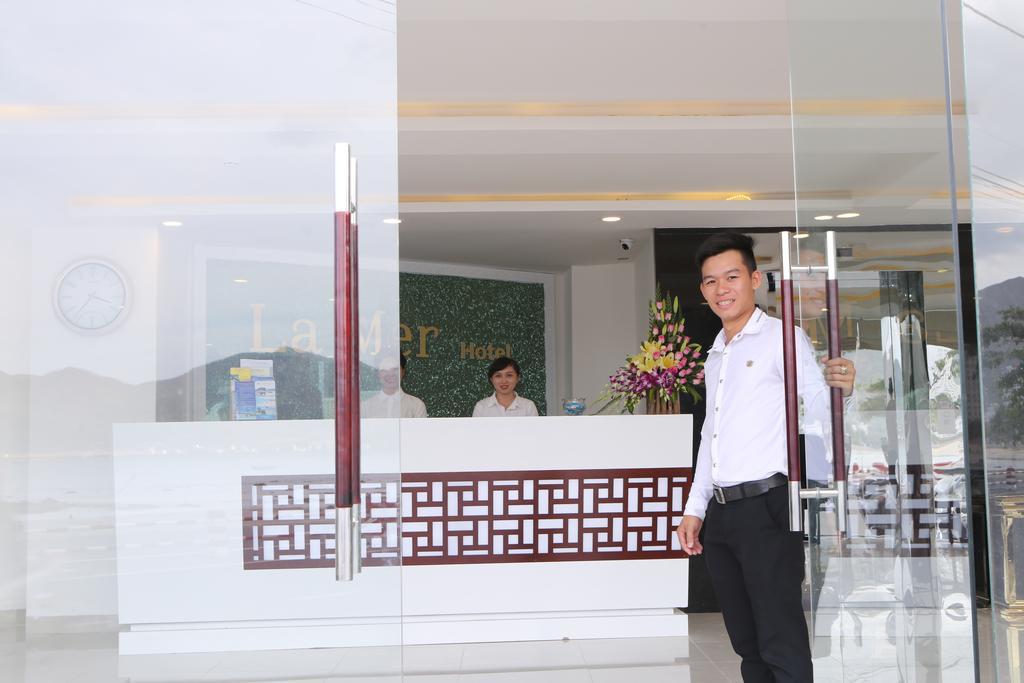 La Mer Hotel Nha Trang Exteriör bild